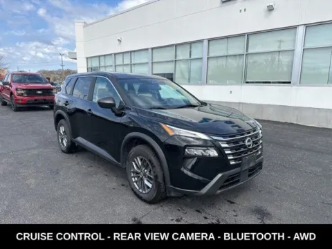 More photos of 2024 Nissan Rogue S at Zeigler Ford of Lowell, MI