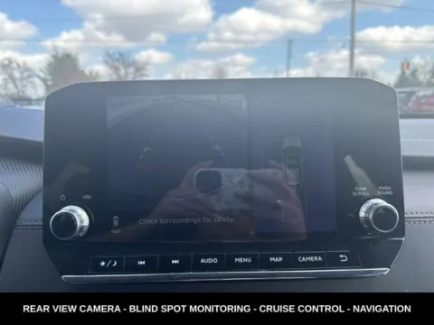 More photos of 2024 Mitsubishi Outlander SE at Zeigler Ford of Lowell, MI