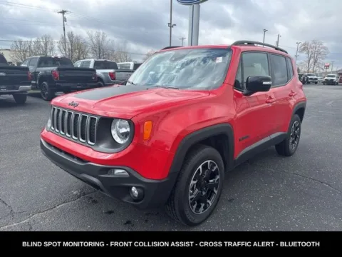 More photos of 2023 Jeep Renegade Latitude at Zeigler Ford of Lowell, MI