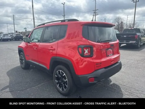 More photos of 2023 Jeep Renegade Latitude at Zeigler Ford of Lowell, MI