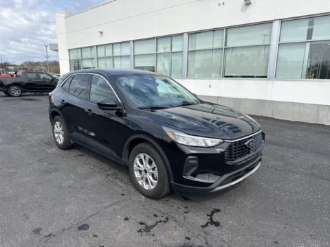 More photos of 2023 Ford Escape Active at Zeigler Ford of Lowell, MI