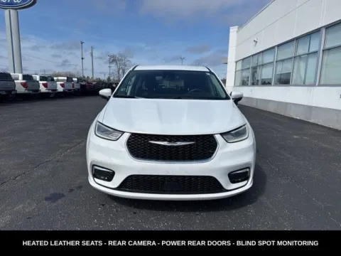 More photos of 2023 Chrysler Pacifica Touring L at Zeigler Ford of Lowell, MI
