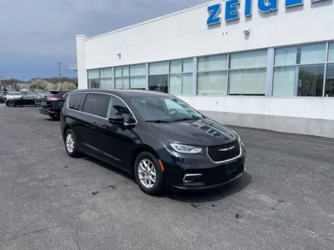 More photos of 2023 Chrysler Pacifica Touring L at Zeigler Ford of Lowell, MI