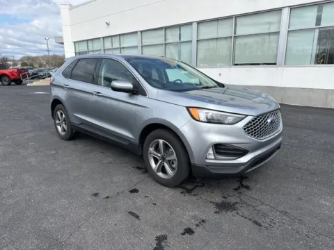 More photos of 2024 Ford Edge SEL at Zeigler Ford of Lowell, MI