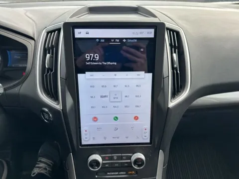 More photos of 2024 Ford Edge SEL at Zeigler Ford of Lowell, MI