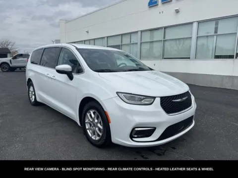 More photos of 2023 Chrysler Pacifica Touring L at Zeigler Ford of Lowell, MI