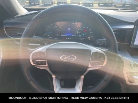 Photos of 2023 Ford Explorer XLT for sale in Lowell, MI at Zeigler Ford of Lowell