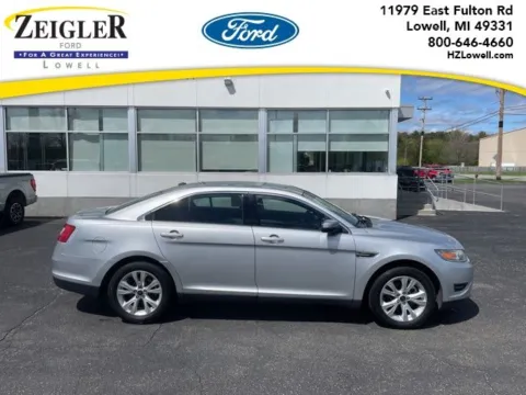 Silver 2011 Ford Taurus SEL for sale in Lowell, MI