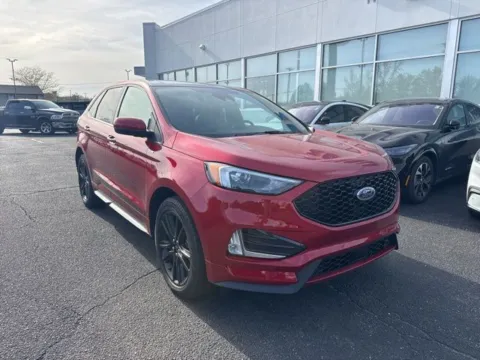 Photos of 2023 Ford Edge ST Line for sale in Lowell, MI at Zeigler Ford of Lowell