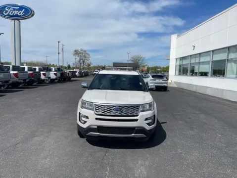 More photos of 2017 Ford Explorer Platinum at Zeigler Ford of Lowell, MI