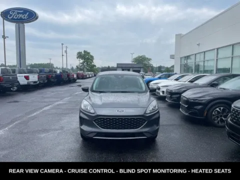 More photos of 2022 Ford Escape SE at Zeigler Ford of Lowell, MI