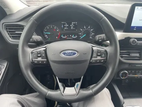 Photos of 2022 Ford Escape SE for sale in Lowell, MI at Zeigler Ford of Lowell