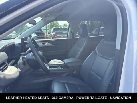 Photos of 2025 Ford Explorer Active for sale in Lowell, MI at Zeigler Ford of Lowell