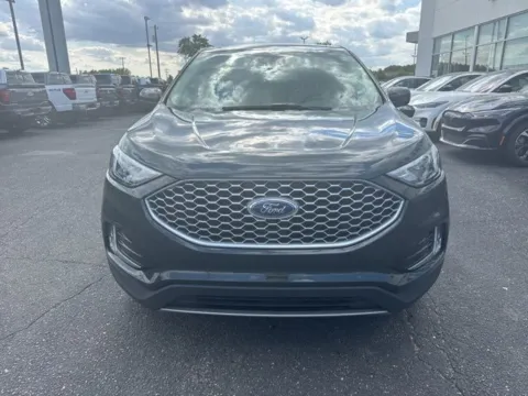Another view of 2023 Ford Edge SEL for sale in Lowell, MI at Zeigler Ford of Lowell
