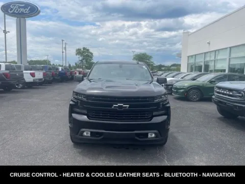 More photos of 2020 Chevrolet Silverado 1500 RST at Zeigler Ford of Lowell, MI