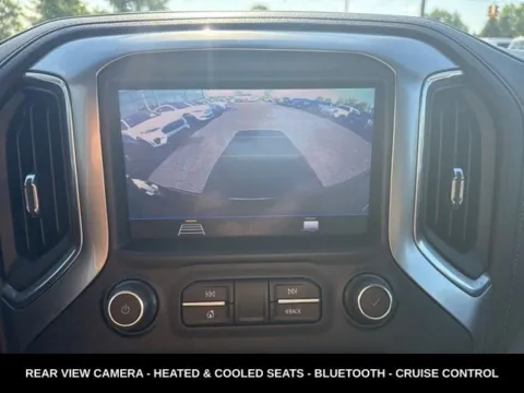 More photos of 2020 Chevrolet Silverado 1500 LT at Zeigler Ford of Lowell, MI