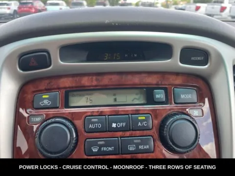 Another view of 2004 Toyota Highlander Limited for sale in Lowell, MI at Zeigler Ford of Lowell