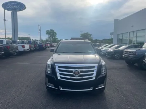 More photos of 2015 Cadillac Escalade Luxury at Zeigler Ford of Lowell, MI