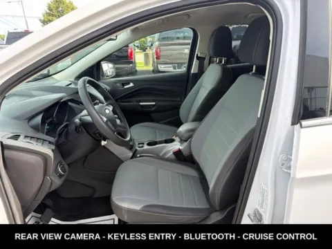 Photos of 2016 Ford Escape SE for sale in Lowell, MI at Zeigler Ford of Lowell