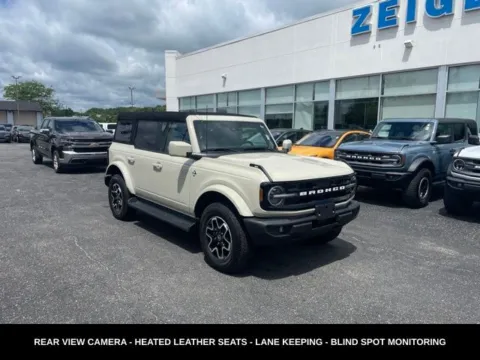 More photos of 2025 Ford Bronco Outer Banks at Zeigler Ford of Lowell, MI