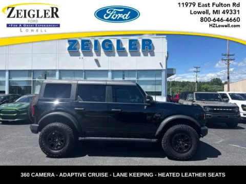 Black 2023 Ford Bronco Wildtrak for sale in Lowell, MI