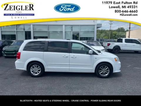 White 2014 Dodge Grand Caravan SXT for sale in Lowell, MI