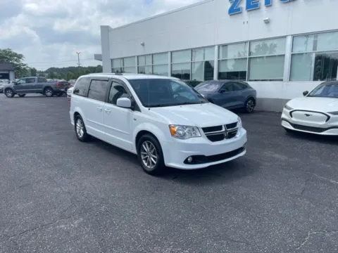 More photos of 2014 Dodge Grand Caravan SXT at Zeigler Ford of Lowell, MI