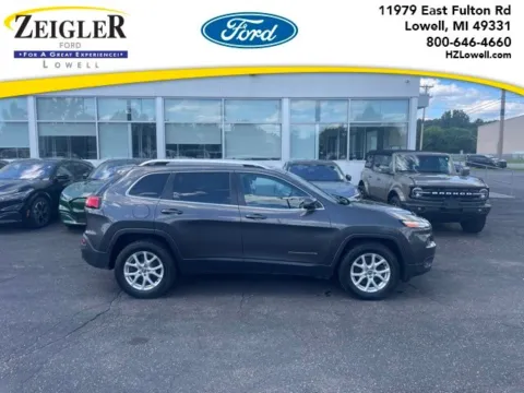 Unknown 2016 Jeep Cherokee Latitude for sale in Lowell, MI