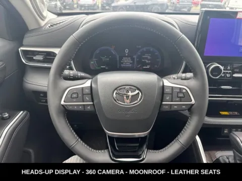 Another view of 2026 Toyota Highlander Hybrid Platinum for sale in Lowell, MI at Zeigler Ford of Lowell