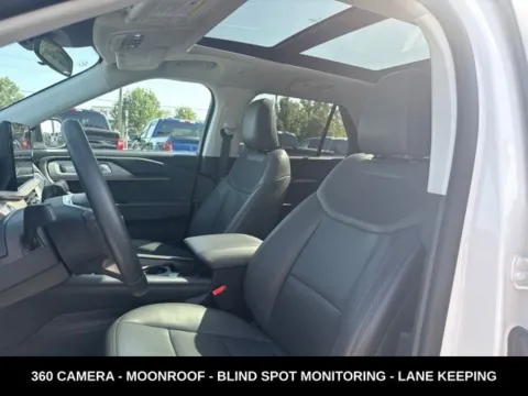 Photos of 2025 Ford Explorer Active for sale in Lowell, MI at Zeigler Ford of Lowell