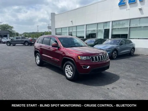 More photos of 2020 Jeep Grand Cherokee Laredo E at Zeigler Ford of Lowell, MI
