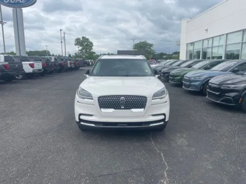 More photos of 2023 Lincoln Aviator Standard at Zeigler Ford of Lowell, MI