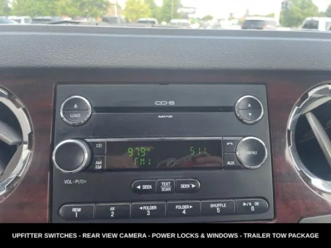 More photos of 2010 Ford F-250SD Lariat at Zeigler Ford of Lowell, MI