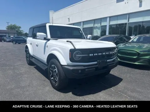 More photos of 2025 Ford Bronco Outer Banks at Zeigler Ford of Lowell, MI