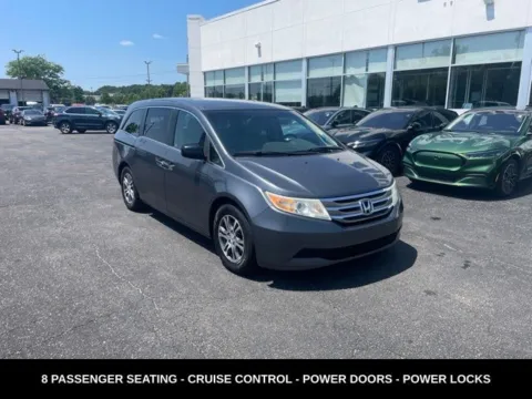 More photos of 2011 Honda Odyssey EX at Zeigler Ford of Lowell, MI