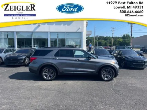 Gray 2023 Ford Explorer XLT for sale in Lowell, MI