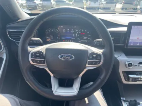 Photos of 2023 Ford Explorer XLT for sale in Lowell, MI at Zeigler Ford of Lowell
