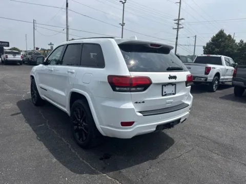 More photos of 2020 Jeep Grand Cherokee Altitude at Zeigler Ford of Lowell, MI