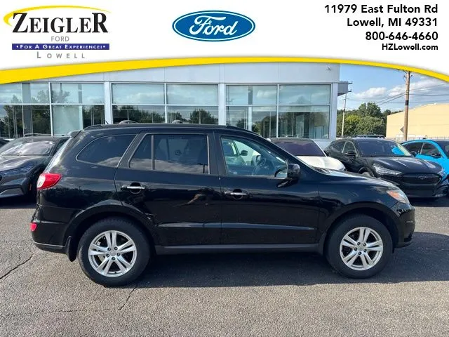 2011 Hyundai Santa Fe Limited for sale in Lowell, MI