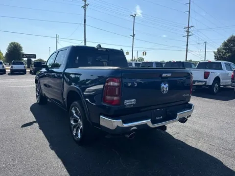 More photos of 2022 Ram 1500 Laramie Longhorn at Zeigler Ford of Lowell, MI