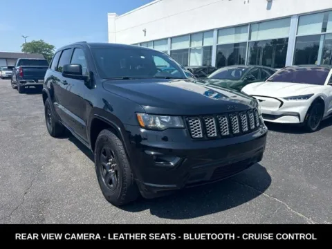 More photos of 2018 Jeep Grand Cherokee Altitude at Zeigler Ford of Lowell, MI