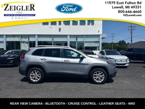 Silver 2015 Jeep Cherokee Latitude for sale in Lowell, MI
