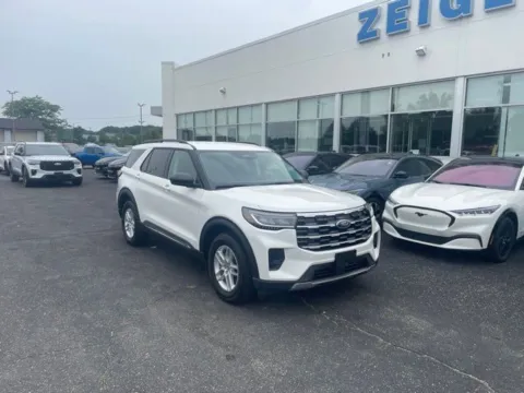 More photos of 2025 Ford Explorer Active at Zeigler Ford of Lowell, MI
