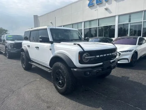 Photos of 2023 Ford Bronco Wildtrak for sale in Lowell, MI at Zeigler Ford of Lowell
