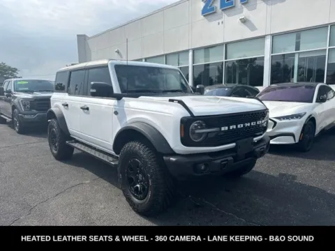 More photos of 2023 Ford Bronco Wildtrak at Zeigler Ford of Lowell, MI