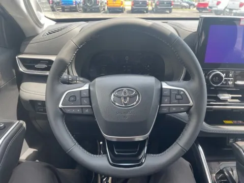 Photos of 2026 Toyota Highlander Hybrid Platinum for sale in Lowell, MI at Zeigler Ford of Lowell