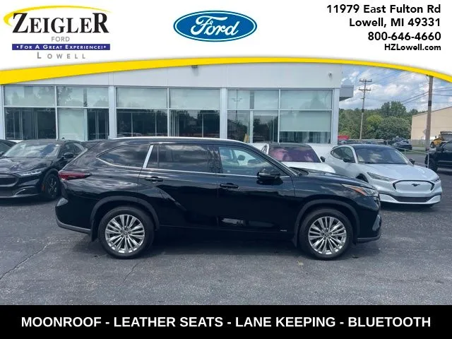 Black 2026 Toyota Highlander Hybrid Platinum for sale in Lowell, MI