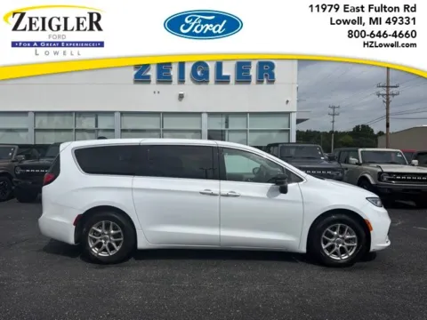 White 2024 Chrysler Pacifica Touring L for sale in Lowell, MI