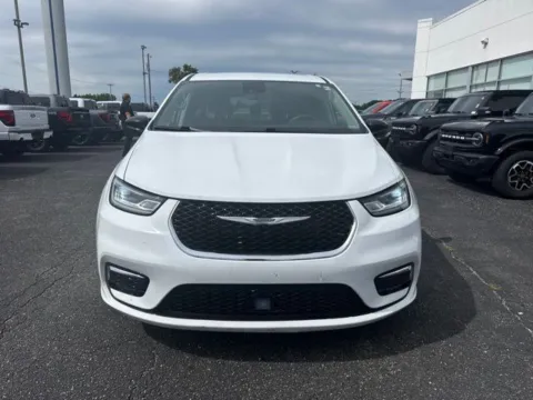 Another view of 2024 Chrysler Pacifica Touring L for sale in Lowell, MI at Zeigler Ford of Lowell