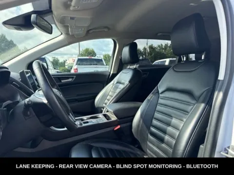 Photos of 2024 Ford Edge SEL for sale in Lowell, MI at Zeigler Ford of Lowell